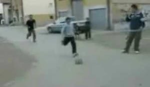 Klassiskt Fotbolls Prank