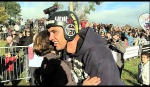 Världens första trippla backflip på BMX