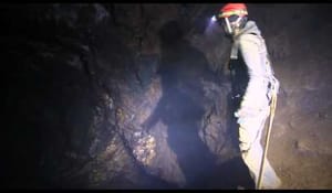 Bungeejumping under jorden